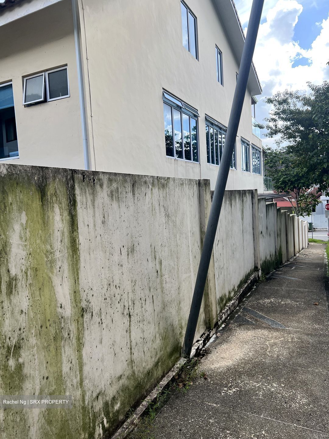 Sembawang Hills Estate (D20), Terrace #513052271